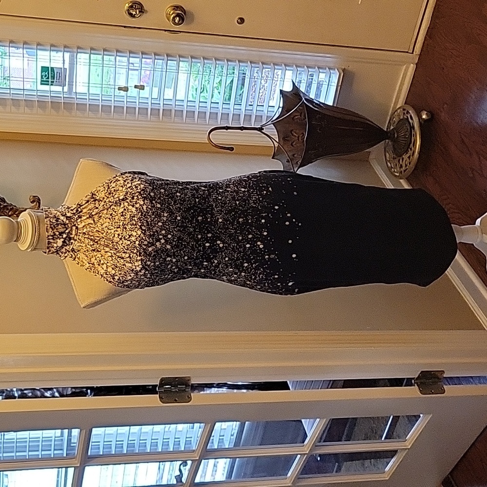 Chicme black gold white stretch halter dress Fitted sheath sleeveless XL EUC …
